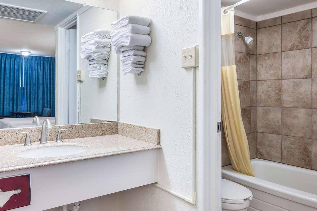 Americas Best Value Inn St. Joseph At I-29 Exterior foto