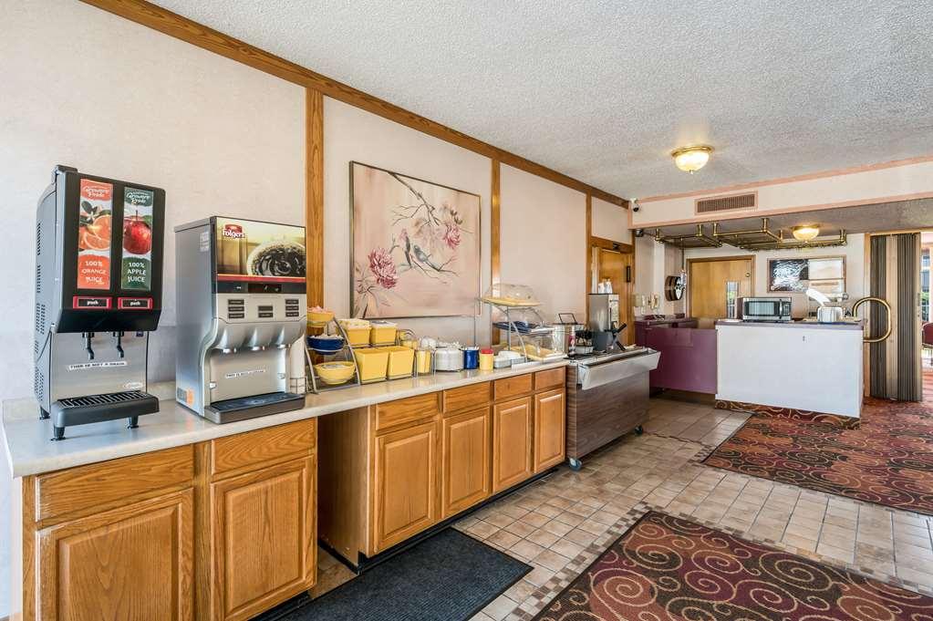 Americas Best Value Inn St. Joseph At I-29 Restaurant foto